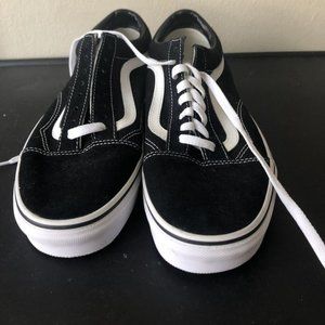 NEW Vans lace-up skater shoes